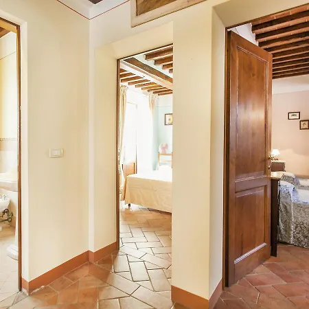 Locazione Turistica Etrusco *